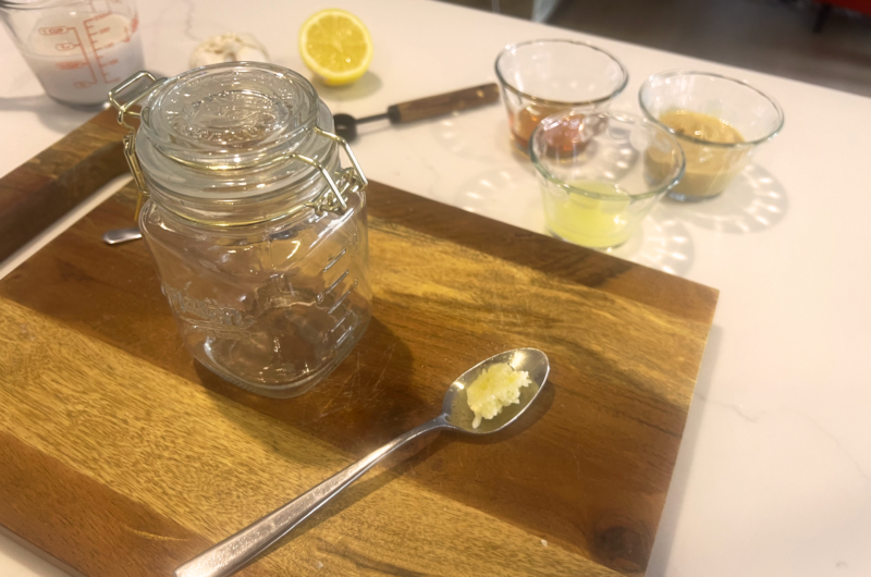 Sweet Tahini Sauce, ideal for chicken, meat or vegetables!